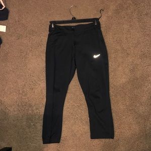 Nike running calf length leggings